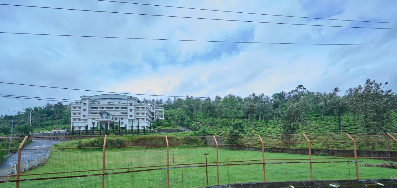 Thekkady Gavi Suites Vandiperiyar Bagian luar foto