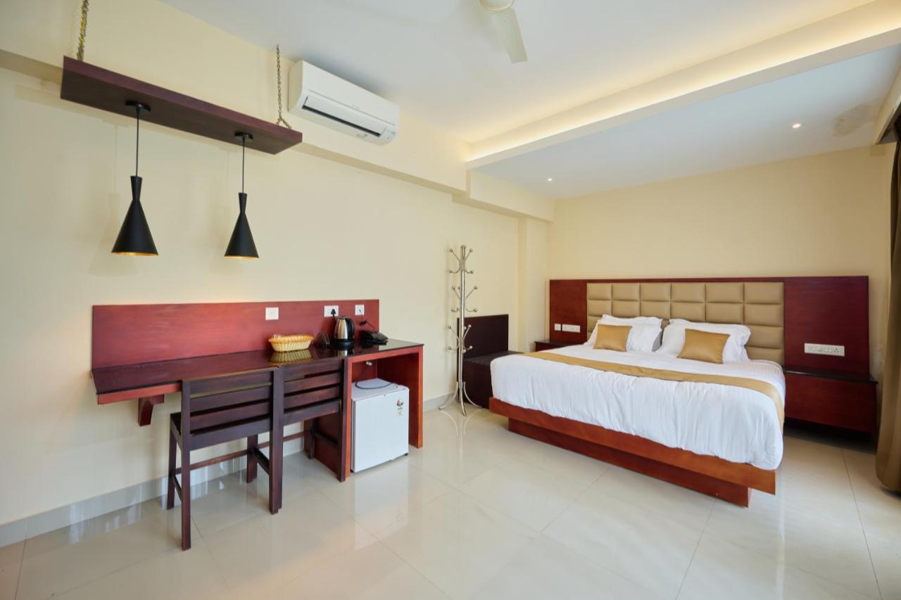 Thekkady Gavi Suites Vandiperiyar Bagian luar foto