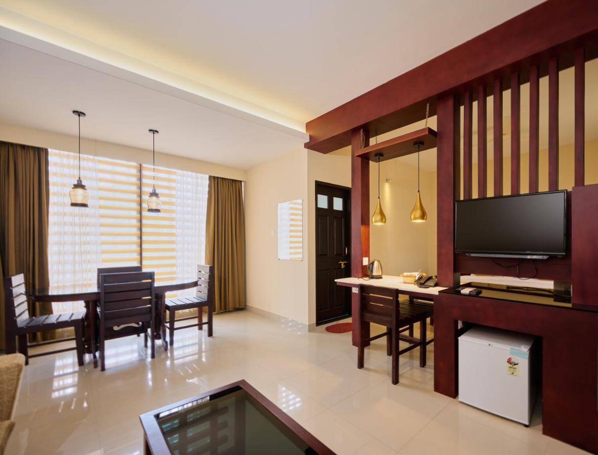 Thekkady Gavi Suites Vandiperiyar Bagian luar foto