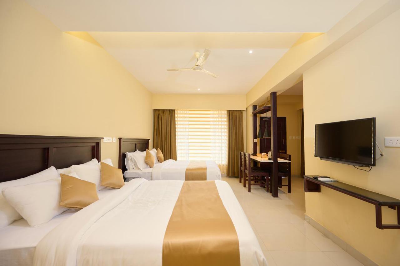 Thekkady Gavi Suites Vandiperiyar Bagian luar foto